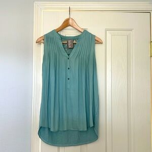 Anthro Left Coast Collection Sleeveless Top Lace Detail on Back Robin Egg Blue